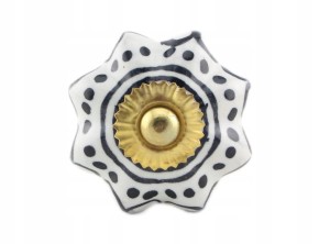 Biało-czarna rozetka ze złotym okuciem styl retro